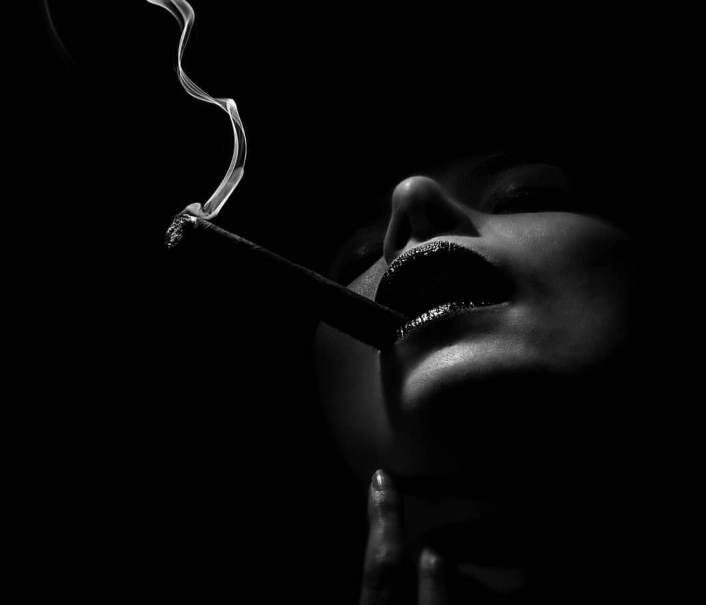 Fotokurs Low Key Rauch im Black Steel Loft