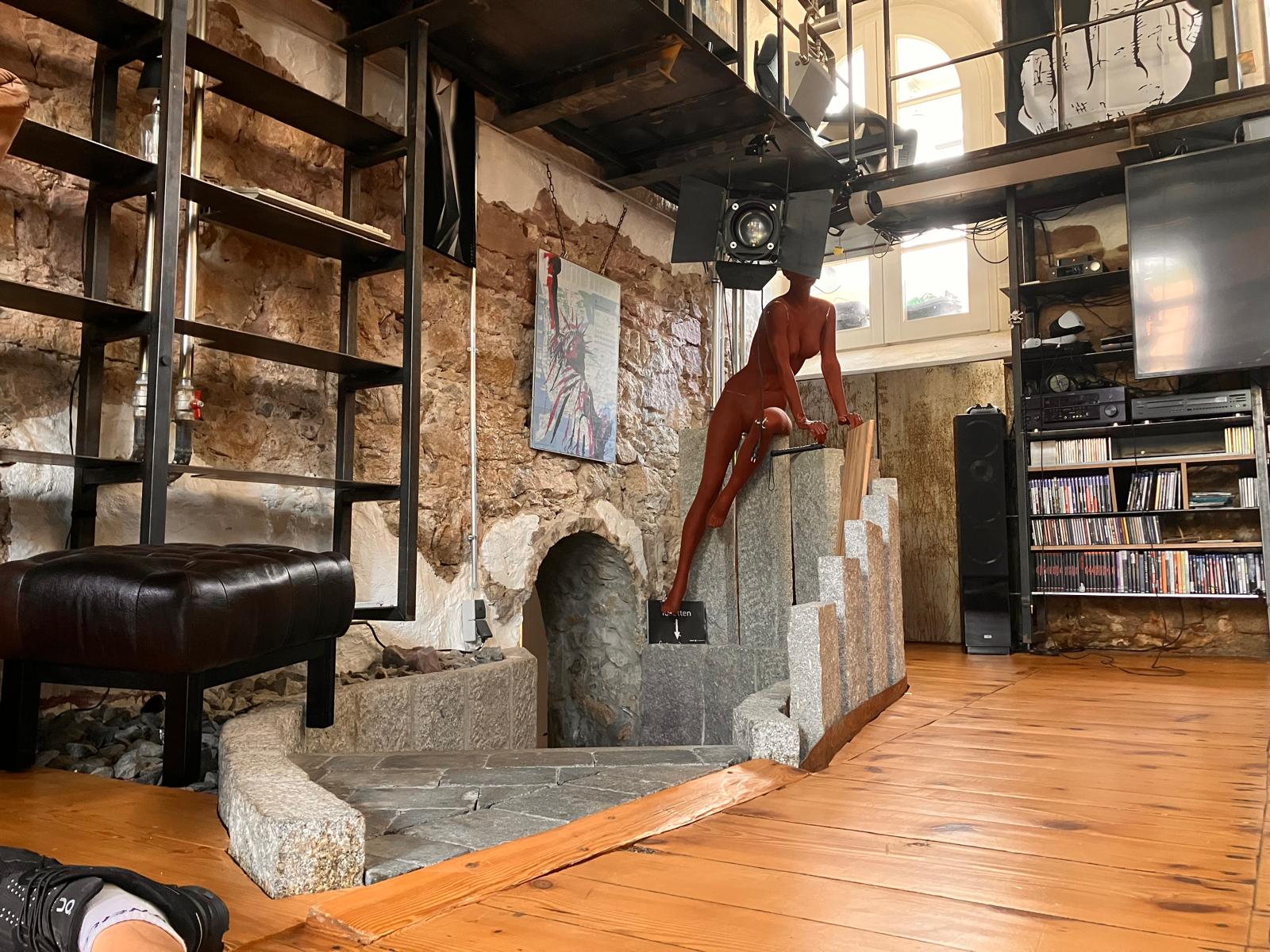 Black Steel Loft Stone Wall / Sculpture Spot